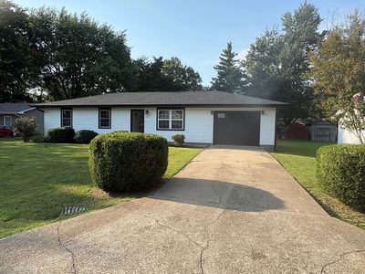 406 Bell Ln