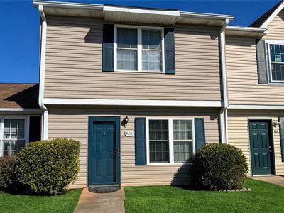 426 Bainbridge Dr