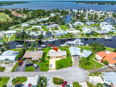 1709 SW Coxswain Place