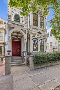 249 Fair Oaks St