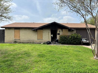 3825 Williamsburg Dr