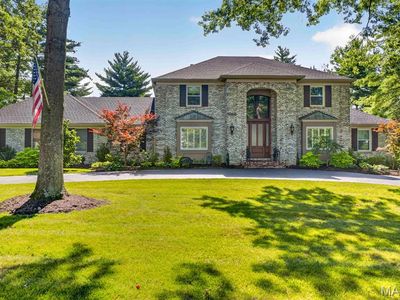 1688 Frontenac Woods Ln