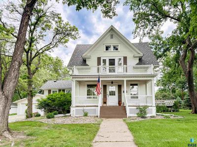 602 E Lynn Ave