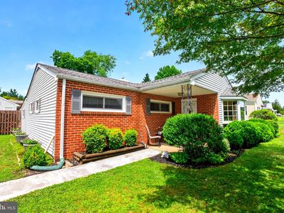 29 Evans Rd