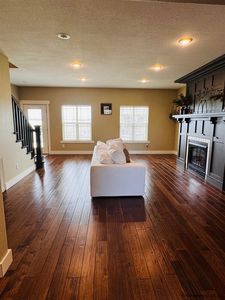 101 Pebble Ln