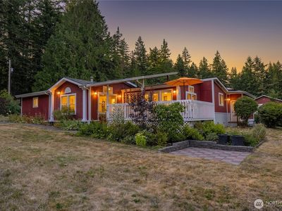 5985 Coles Road