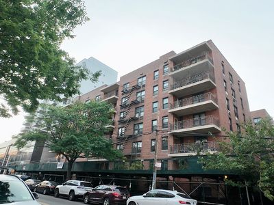 13705 Franklin Ave APT 2H