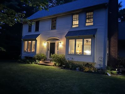 2 Stonegate Ln