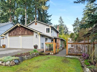 4939 Carole Drive NE