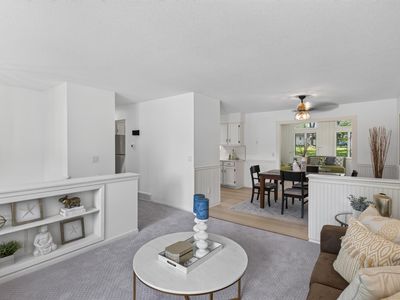 411 Adams Dr W