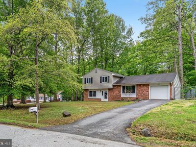 11000 Meadowlark Ln