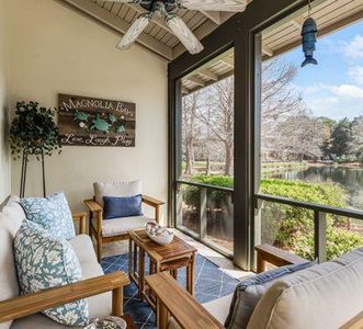 8603 Magnolia Bay Ln