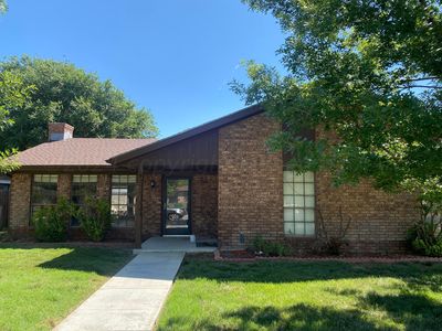 3305 Winton Dr