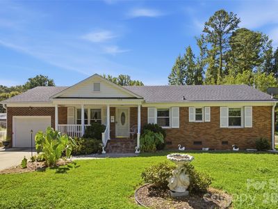 5218 Dolphin Ln