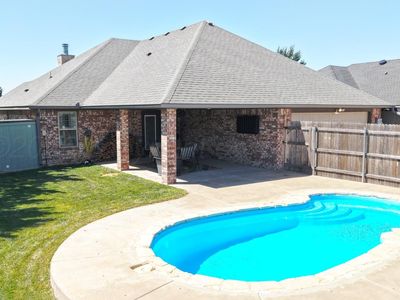 3706 Knoll Dr