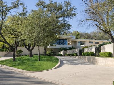 2100 Indian Creek Dr