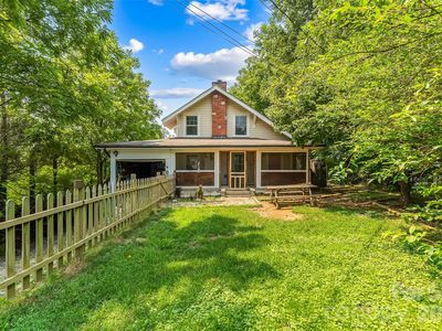 40 Sycamore Cir