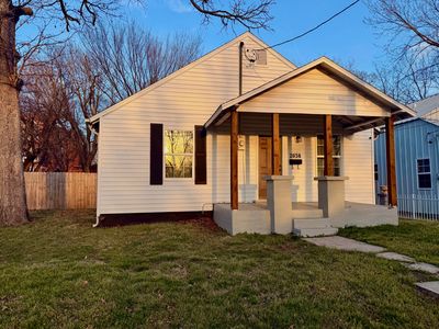 2038 N Weller Avenue