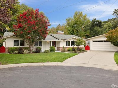 1040 Lindsey Ct