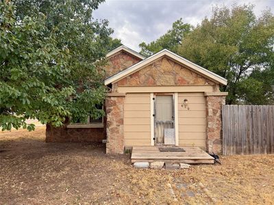 Property at 610 8th St, Stamford, TX