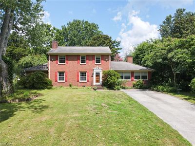 105 Thomas Nelson Ln