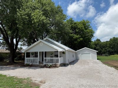 2600 E Hancock St