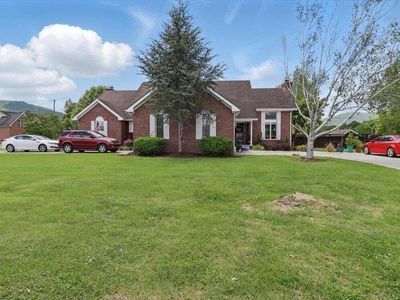 Property at 523 N 30th St, Middlesboro, KY
