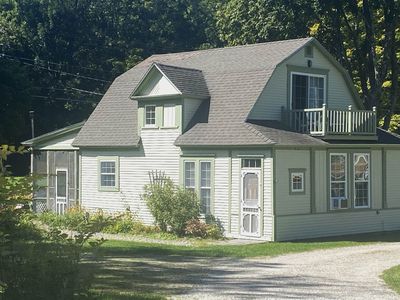 818 West Shore Road