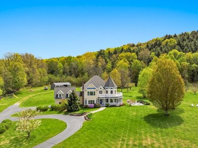 302 Ledge Hill Drive
