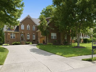 1013 Glessner Dr