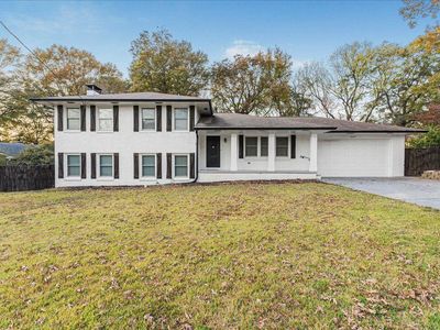 2409 Powers Ferry Dr SE