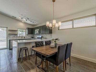 12842 W Valentine Ave