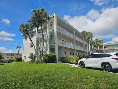 2070 WORLD PARKWAY BOULEVARD #22