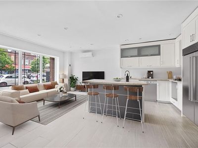 2335 Bath Ave #1B