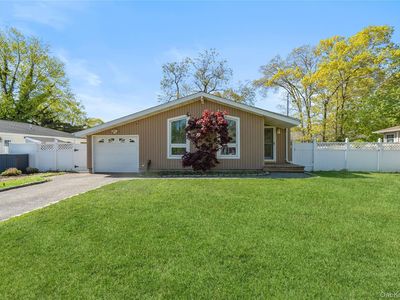 82 Robinwood Drive