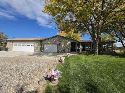1001 N Road 11