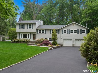 8 Marilyn Road