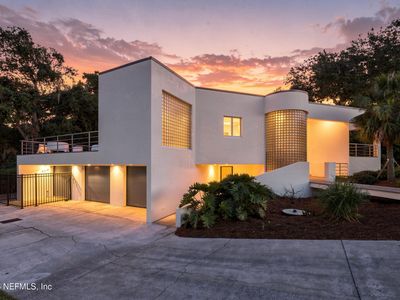 715 RIO LINDO Drive