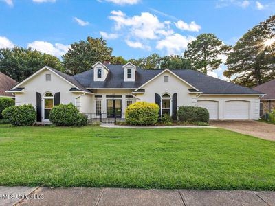 423 Woodlands Cir
