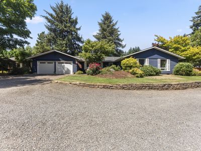 3127 Orchard Heights Rd NW