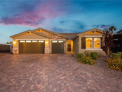 1437 Cattail Falls St