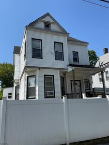 50 9Th Ave