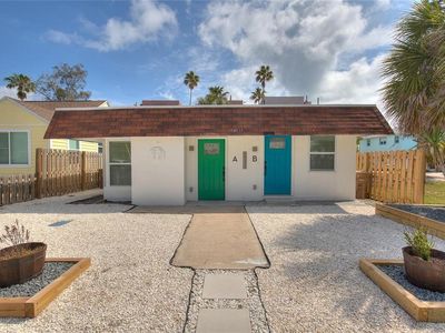 14111 Palm St