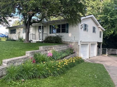 Property at 1310 Blue Grass Dr, Decorah, IA