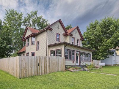 619 West Cook Street