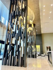 5252 NW 85th Ave APT 1009