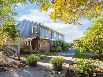 901 N Forest Street #123
