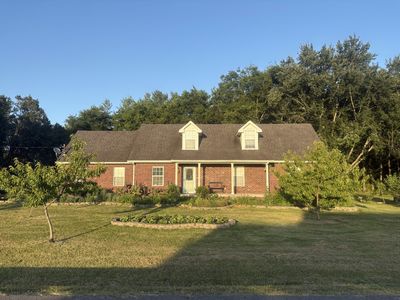 5633 Constantine Dr