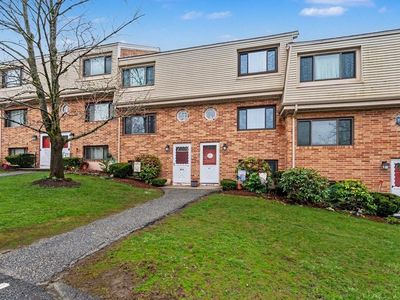 252 Farrwood Dr