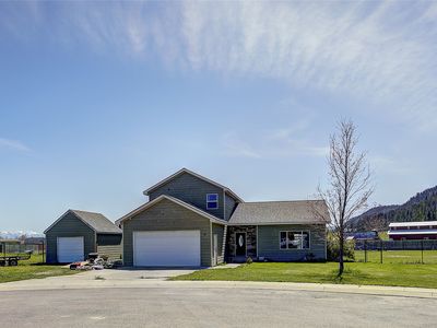 48 Primrose Ct E